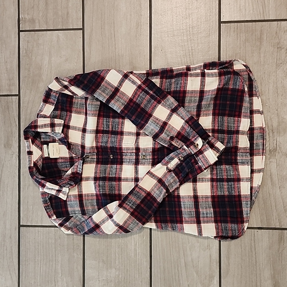 American Eagle Long sleeve flannel